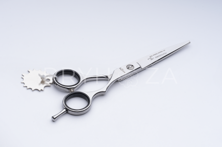 340/6" Ножницы парикмахерские прямые Mertz