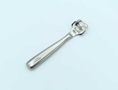 501RF Скребок для кожи Mertz