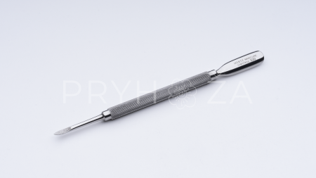 320 Инструмент для маникюра двойной Mertz